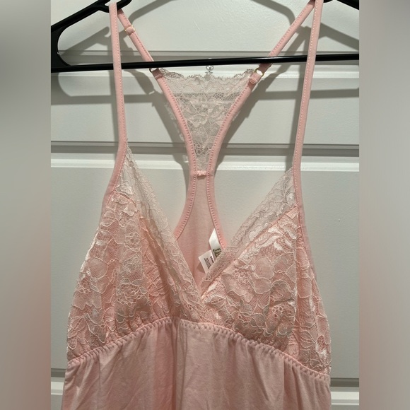 Flora pink nightgown - Picture 4 of 10